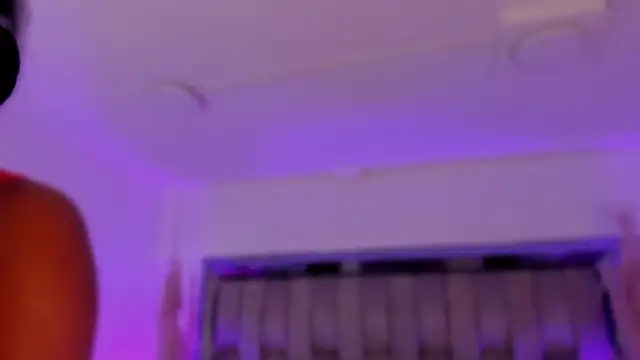 ChaynnaCooper webcam