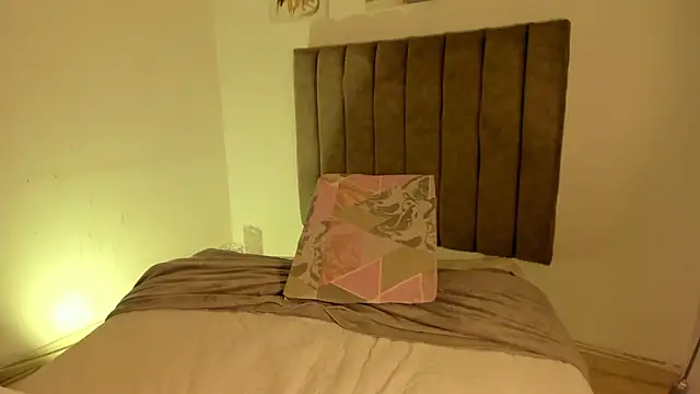 Roxanedewalle webcam