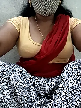 MaaliiiPonuTamil webcam