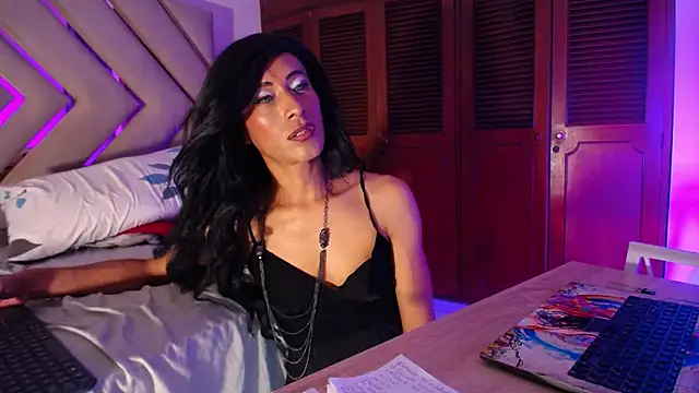 Raven_foxter1 webcam