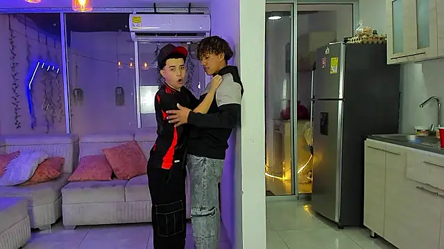 Houseofwarrios webcam