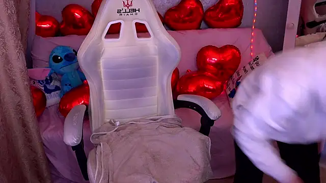 CarolinaaFoxyyy webcam