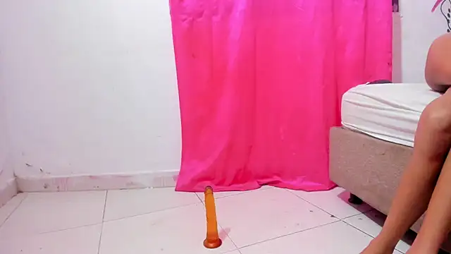 Sophie_and_andress webcam