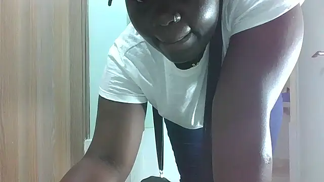 Huge_Bootybae webcam