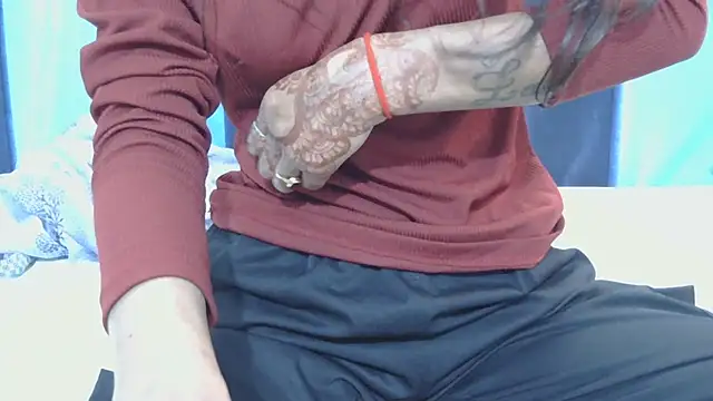 Aarti_misty71 webcam