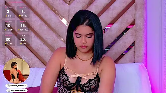 Martina-Roberts- webcam