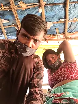 Indiandesicouple155 webcam