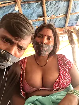 Indiandesicouple155 webcam