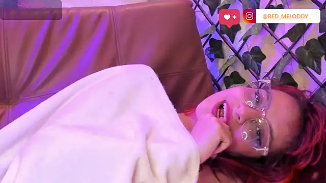 RedMeloddy webcam