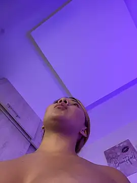 gab_0212 - Gab_0212's free webcam - UK Sex Cams