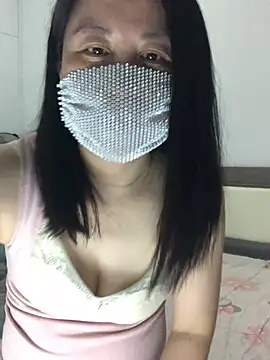 美女chengcheng12在线直播