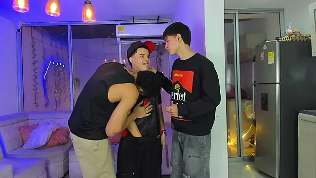 Houseofwarrios webcam