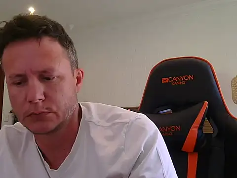 TroyDieselXXX webcam