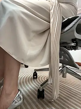 美女Sallybaby_888在线直播