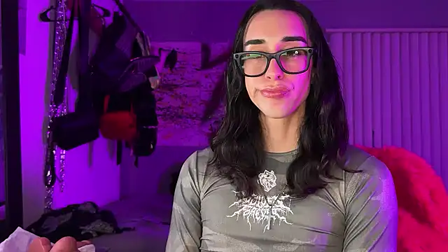 xoFrankie Live Webcam on Stripchat