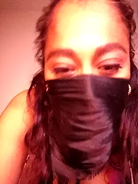 Webcam Model (Milove86)  is live.Free join now!