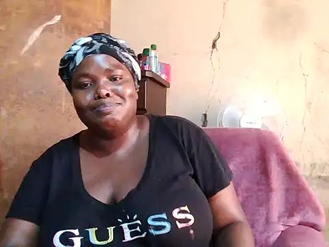 sexybigboobz - Sexybigboobz's free webcam - UK Sex Cams