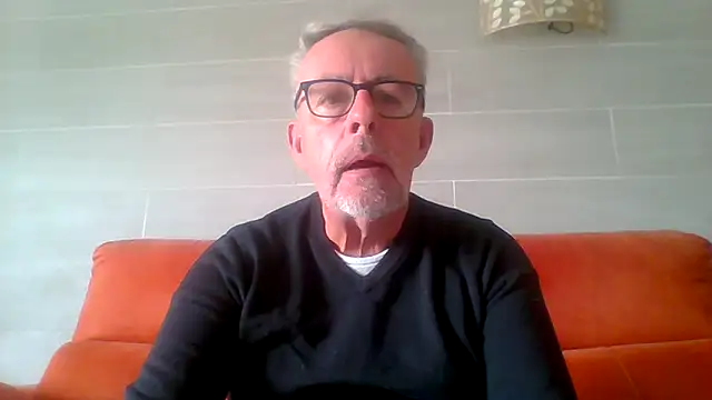 tuggy59 - Tuggy59's free webcam - UK Sex Cams