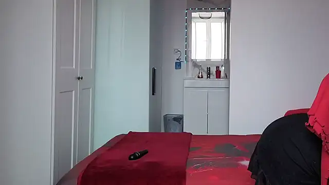 HotSpicyGujju webcam