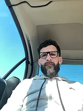 Michel_huge Live Webcam on Stripchat