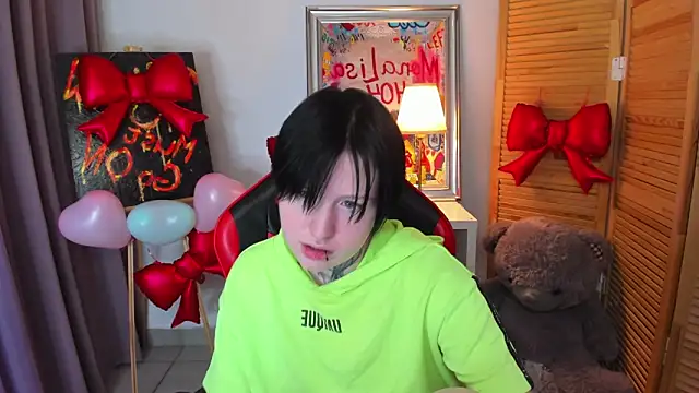 BakugoKatsuki webcam