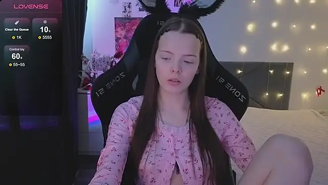 luna_navy - Luna_Navy's free webcam - UK Sex Cams