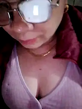 small-house123 webcam