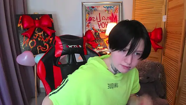 BakugoKatsuki webcam