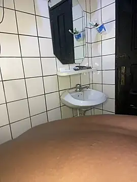 vannycov (M young) - Support me buy good lights for our show