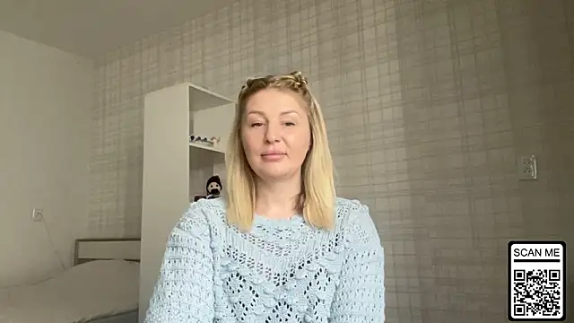 Blondie_xoxoxo webcam