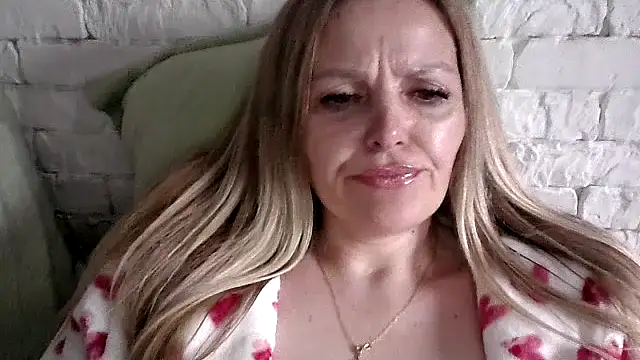 Angel_girllovemy webcam