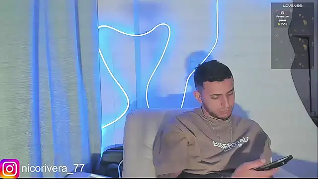 nico_rivera - Nico_rivera's free webcam - UK Sex Cams