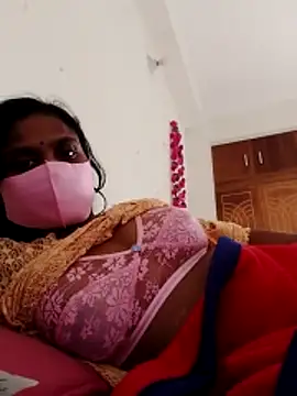 Hot_Sweety02 — Fingering pussydoggy style undertabl