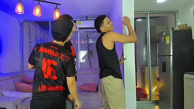 Houseofwarrios webcam