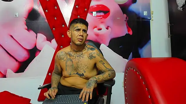 allison_max_tattoo webcam