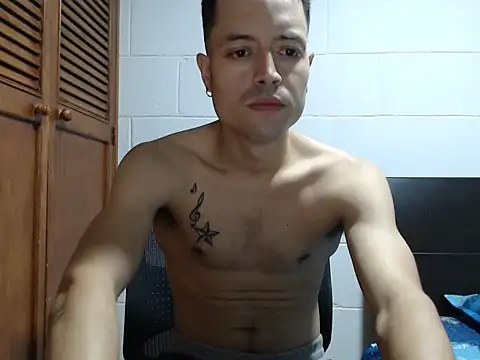 dimitriquiet05 webcam
