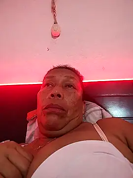 Ruby-Hot-Milf webcam