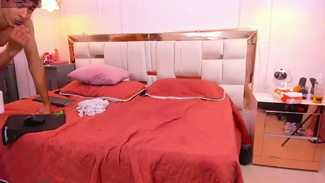 AlexandraMiller webcam