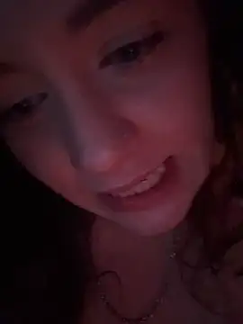 Webcam Model (goddessmissmia)  is live.Free join now!