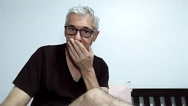 BIGUNCUTHARDCOCK webcam