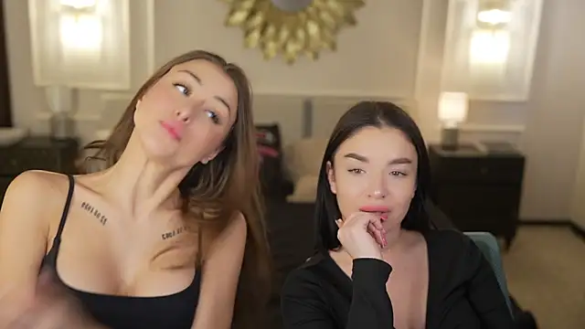 Luna_secretgirl webcam