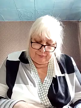 alexia64231 - Alexia64231's free webcam - UK Sex Cams