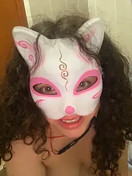 Lucy_YupiSweet webcam