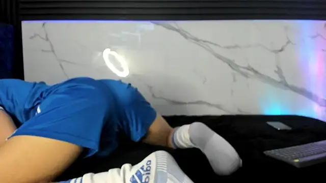 saimonvela - Saimonvela's free webcam