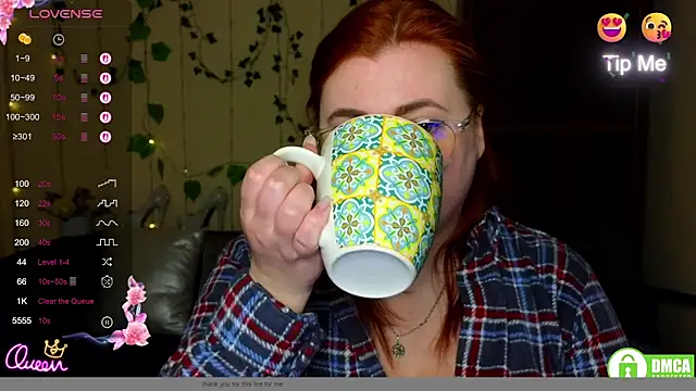 Alicia_love00 webcam