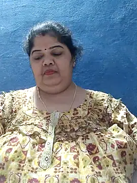 tamilthanushri webcam