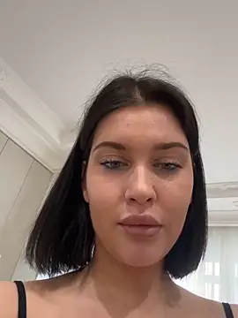 kikiwatson - KikiWatson's free webcam - UK Sex Cams