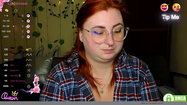 Alicia_love00 webcam