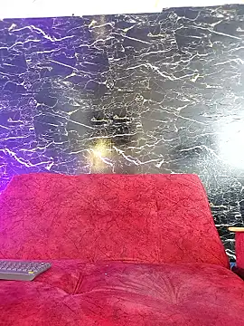 crislingery_dolli webcam