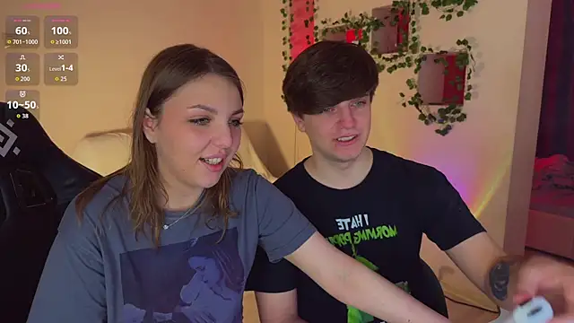 RobertAndLinela webcam